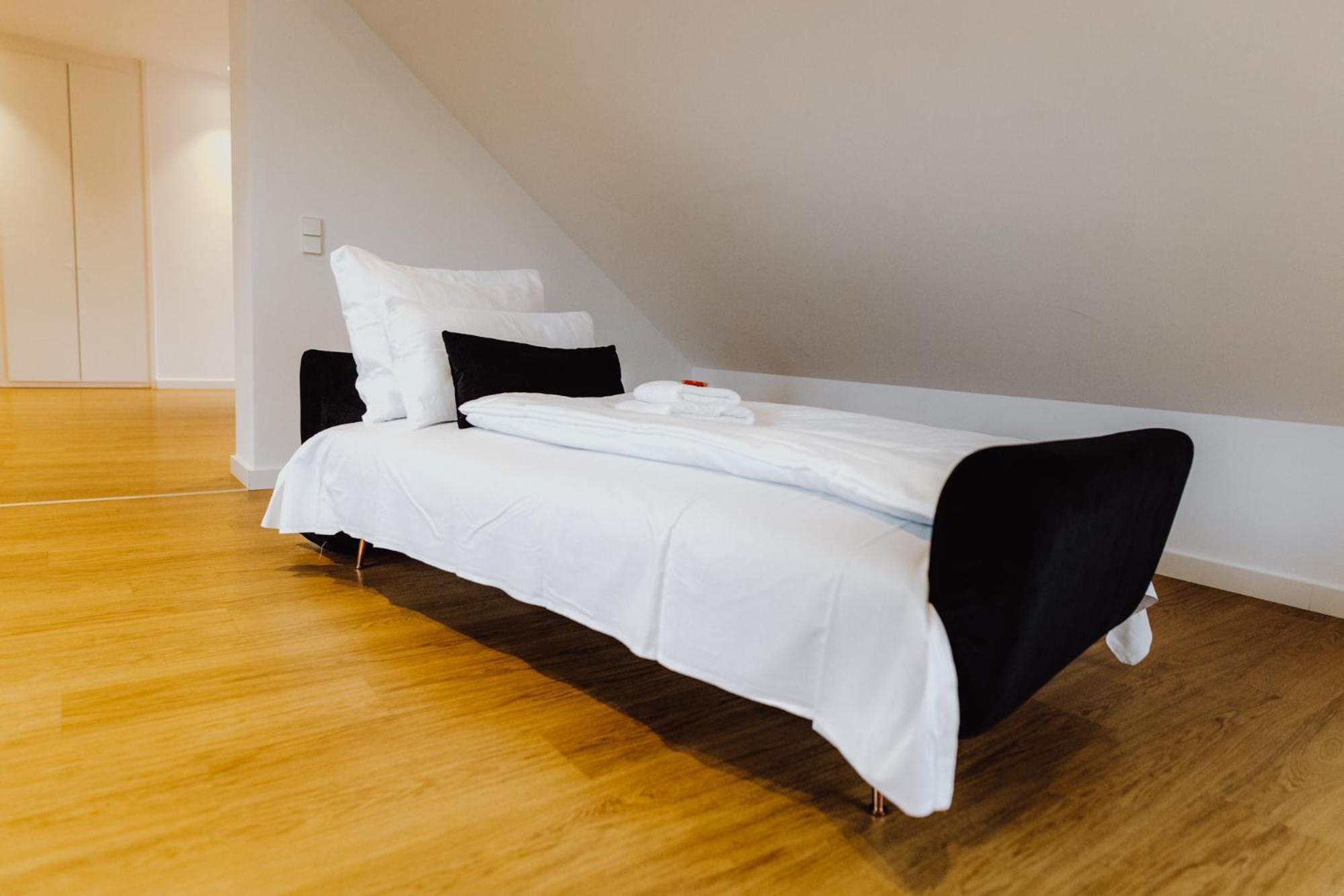 Staylight Penthouse In Der Suedstadt - Luxus Suite Hannover Exterior foto