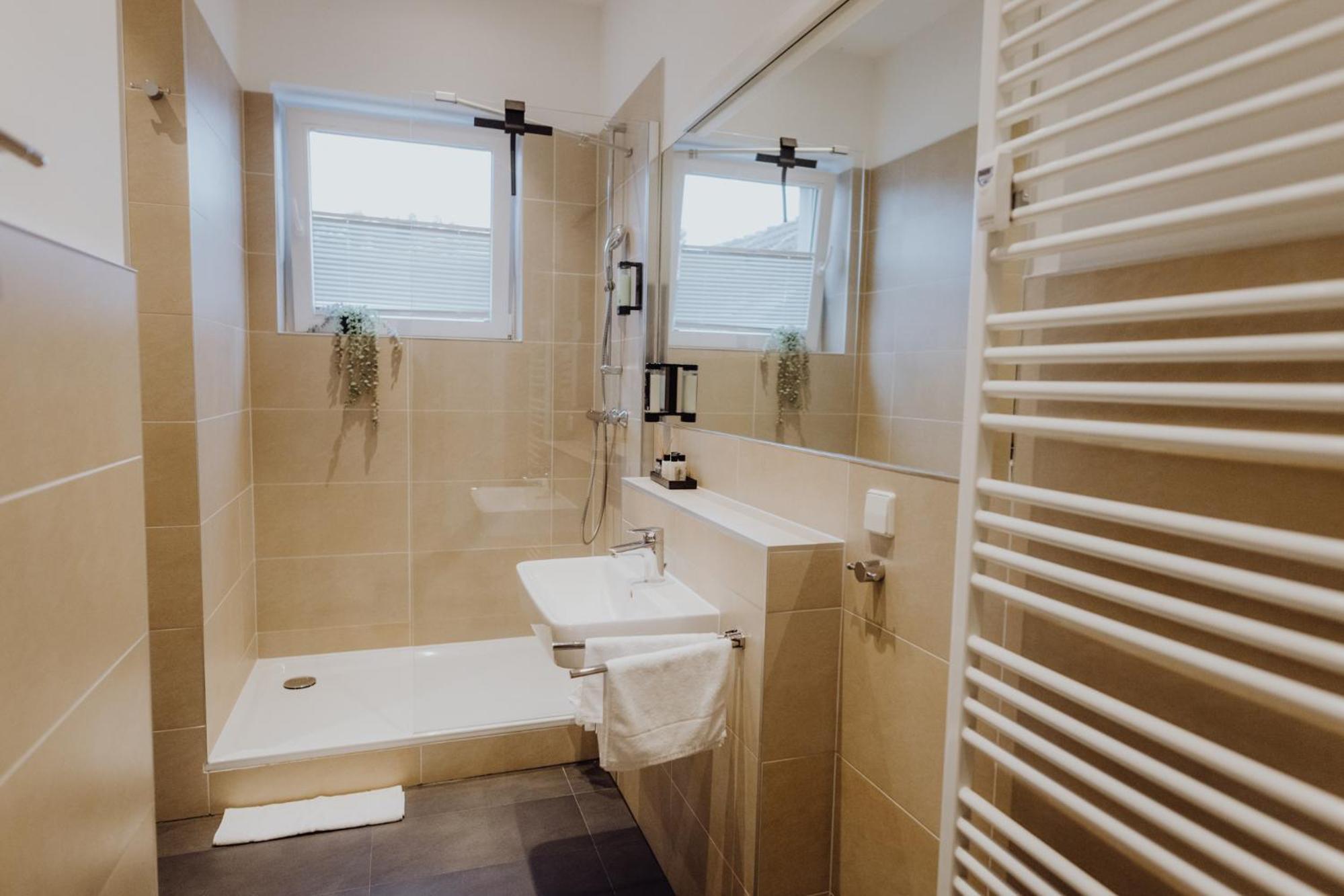 Staylight Penthouse In Der Suedstadt - Luxus Suite Hannover Exterior foto