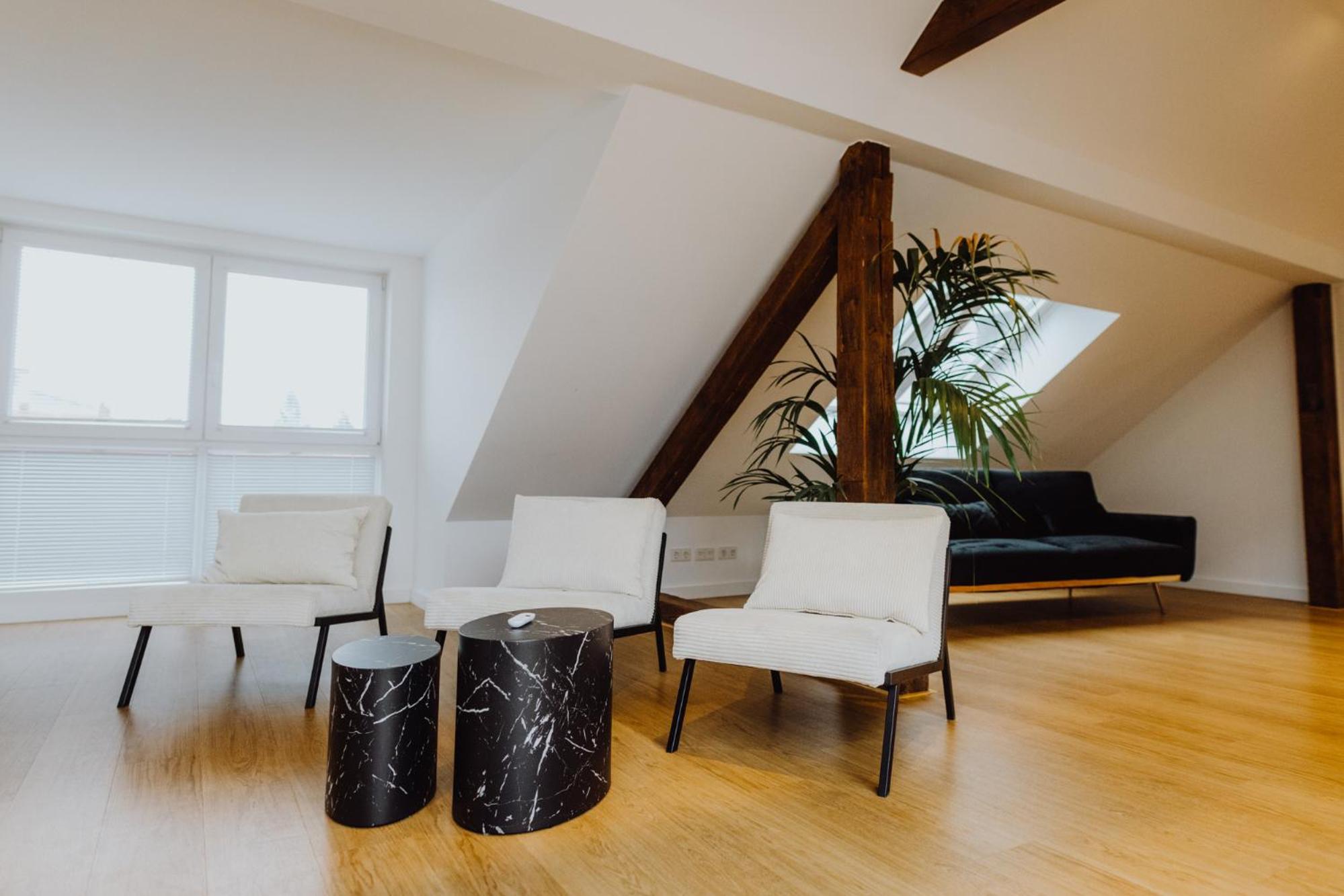 Staylight Penthouse In Der Suedstadt - Luxus Suite Hannover Exterior foto
